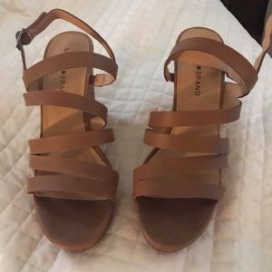 Lucky Sandals Size 9